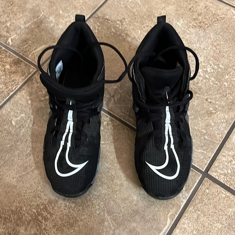 Boys Nike FastFlex Alpha Football Cleats Youth 5.5